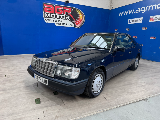 MERCEDES-BENZ 300 CE 24 v