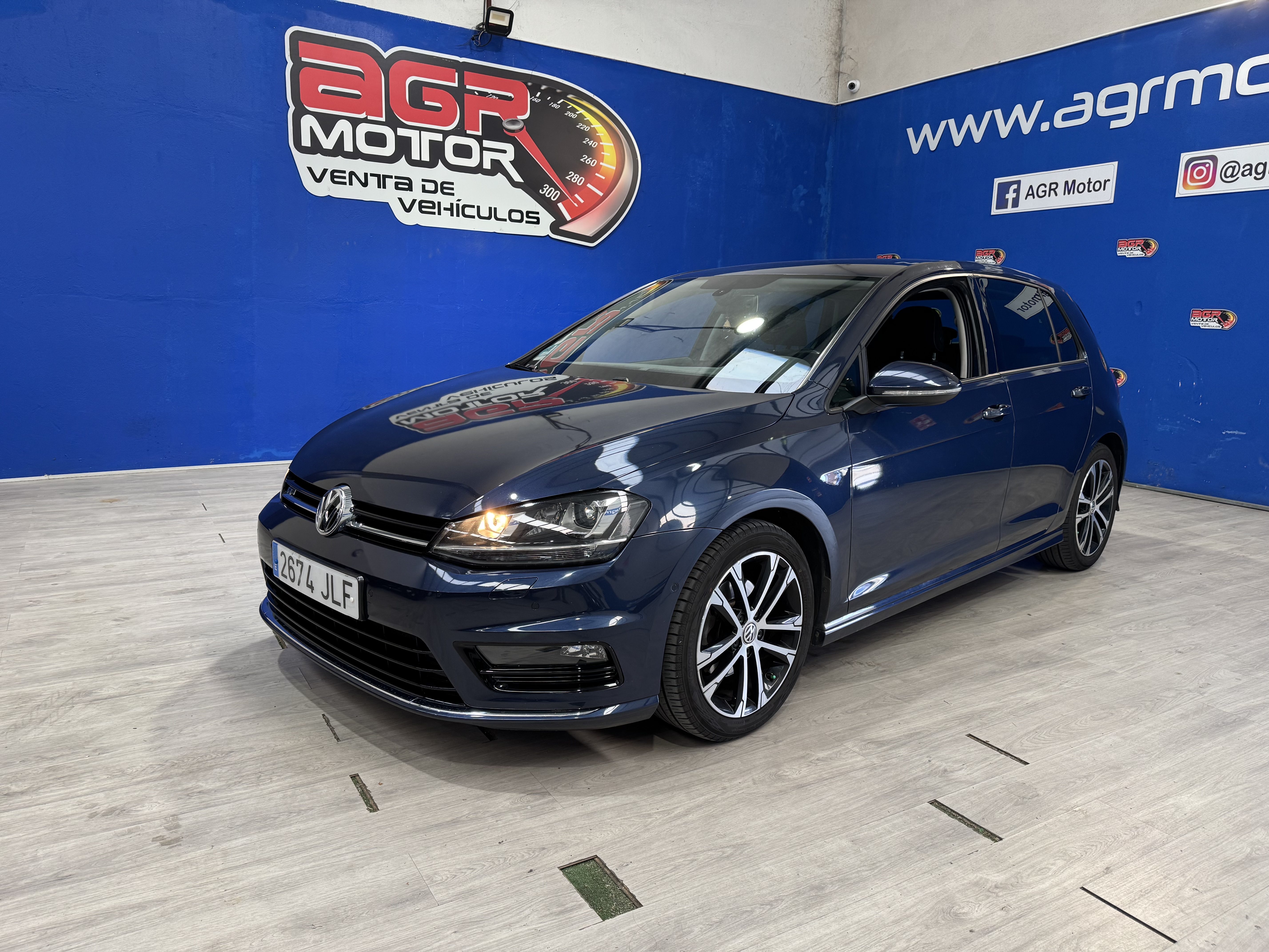 VOLKSWAGEN Golf 2.0 tdi R Line