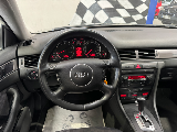 AUDI A6 3.0 i 