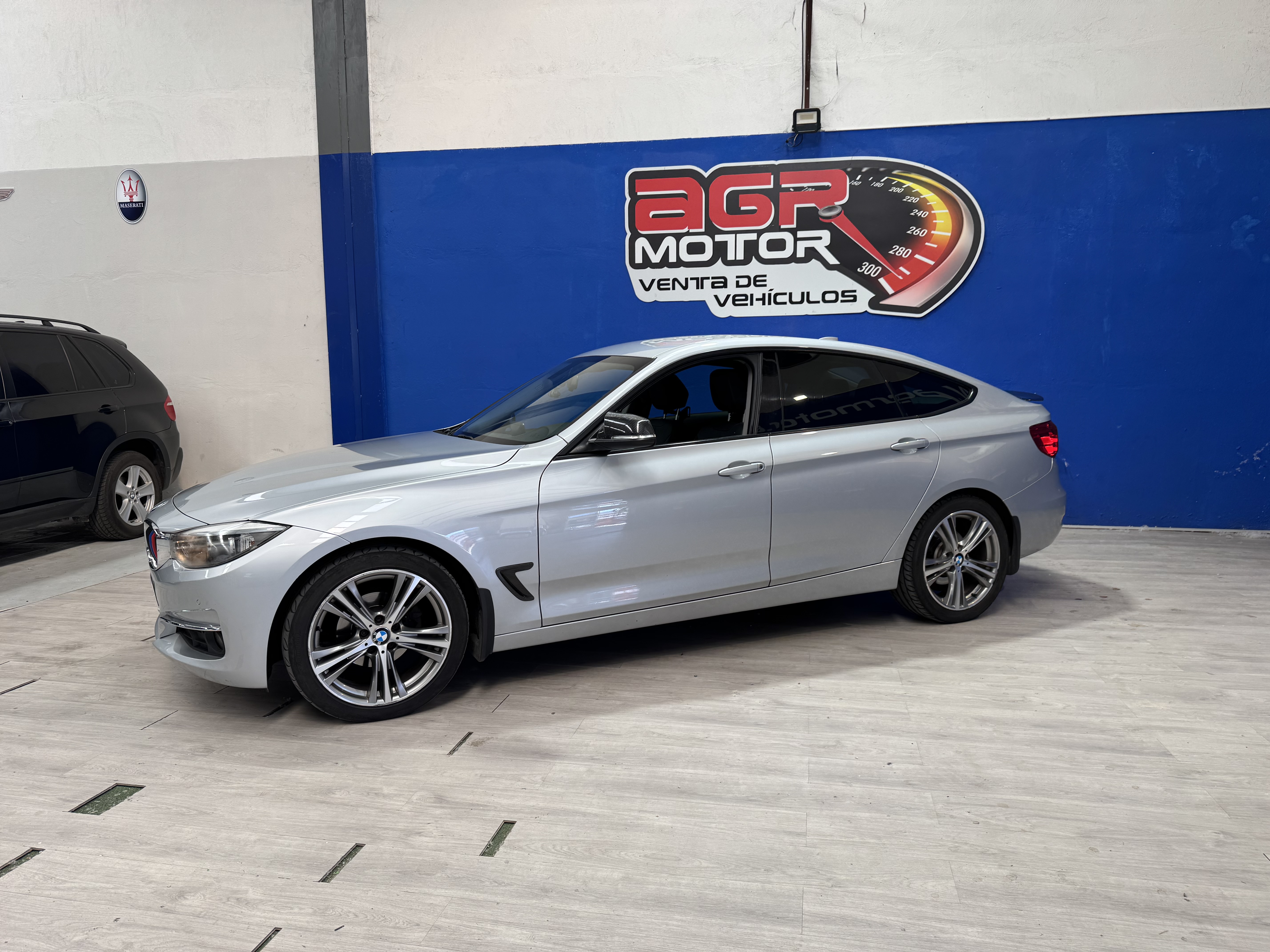 BMW 318 gt