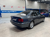 BMW 528 i A