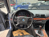 BMW 528 i A