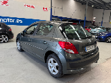 PEUGEOT 207 1.4 i 