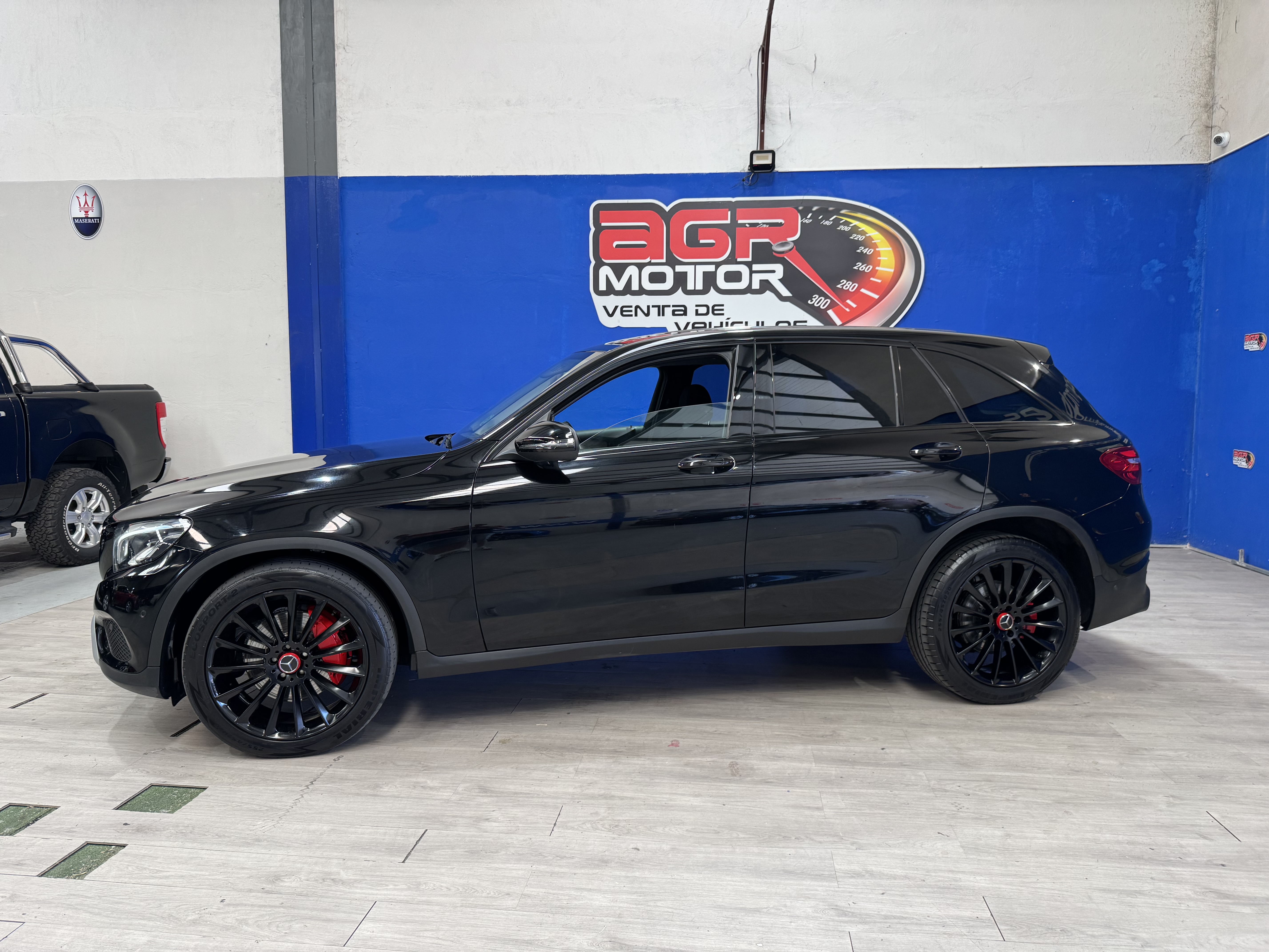 MERCEDES-BENZ GlC 220 cdi 