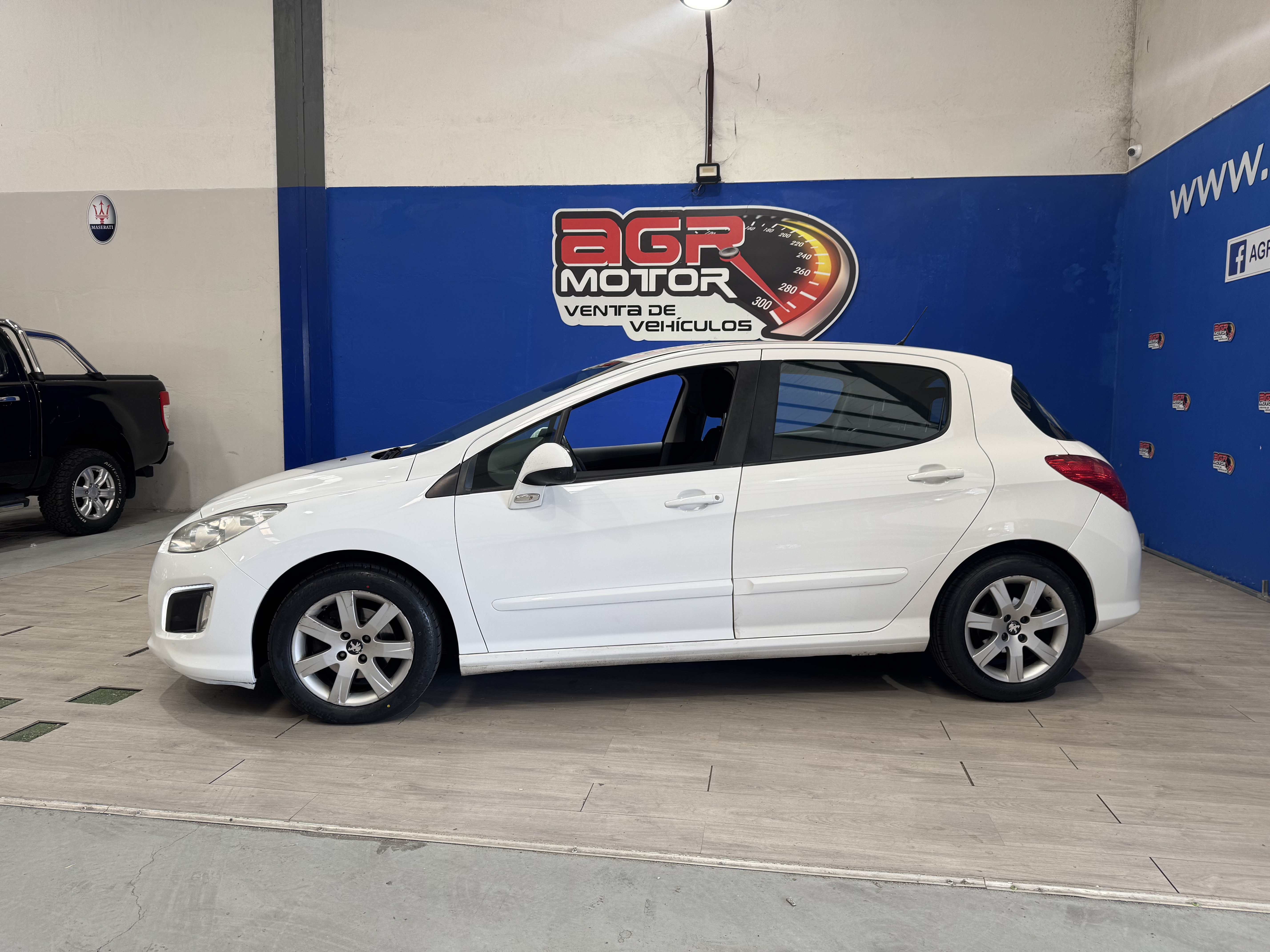 PEUGEOT 308 1.6 hdi