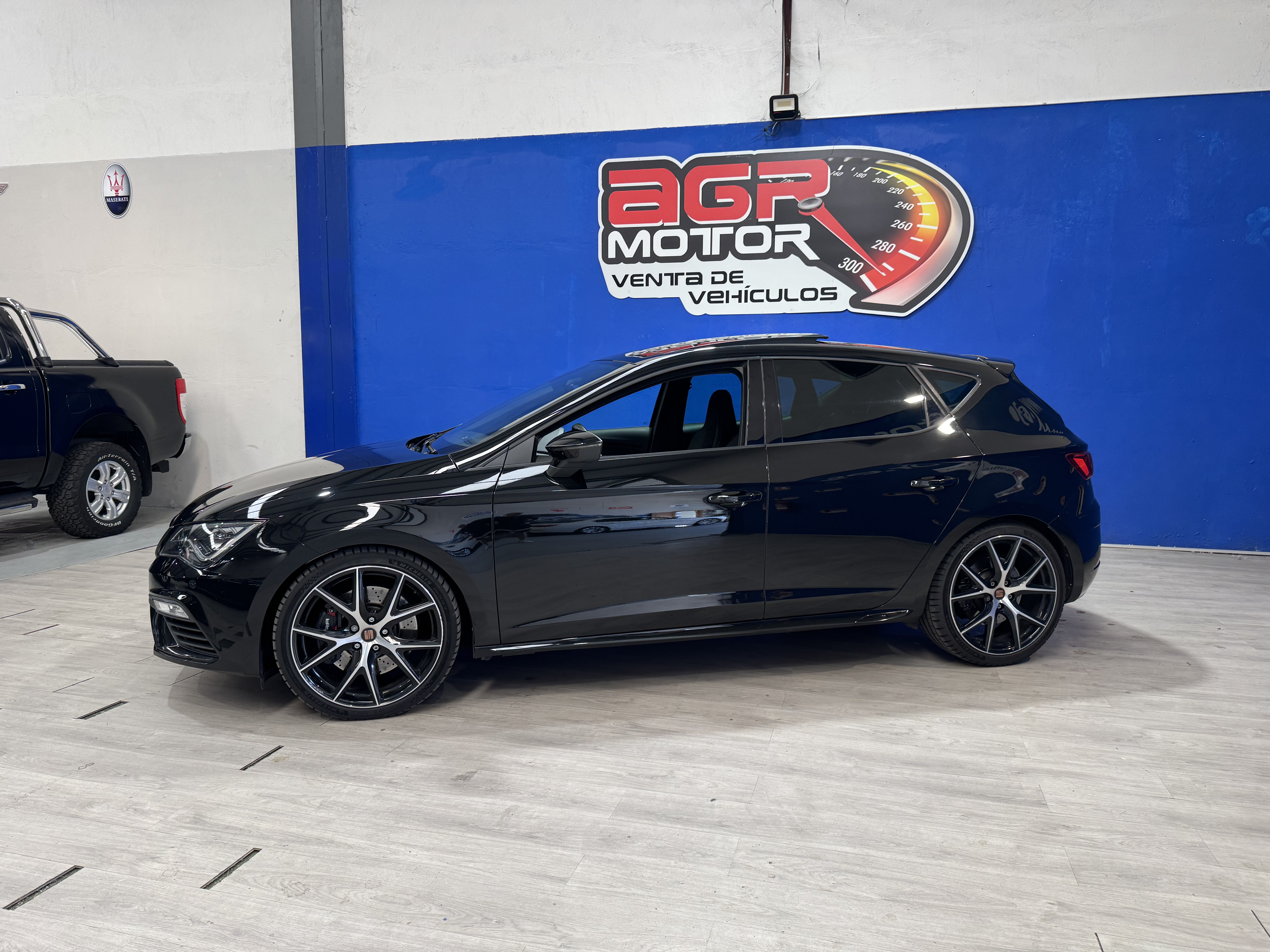 SEAT Leon Cupra