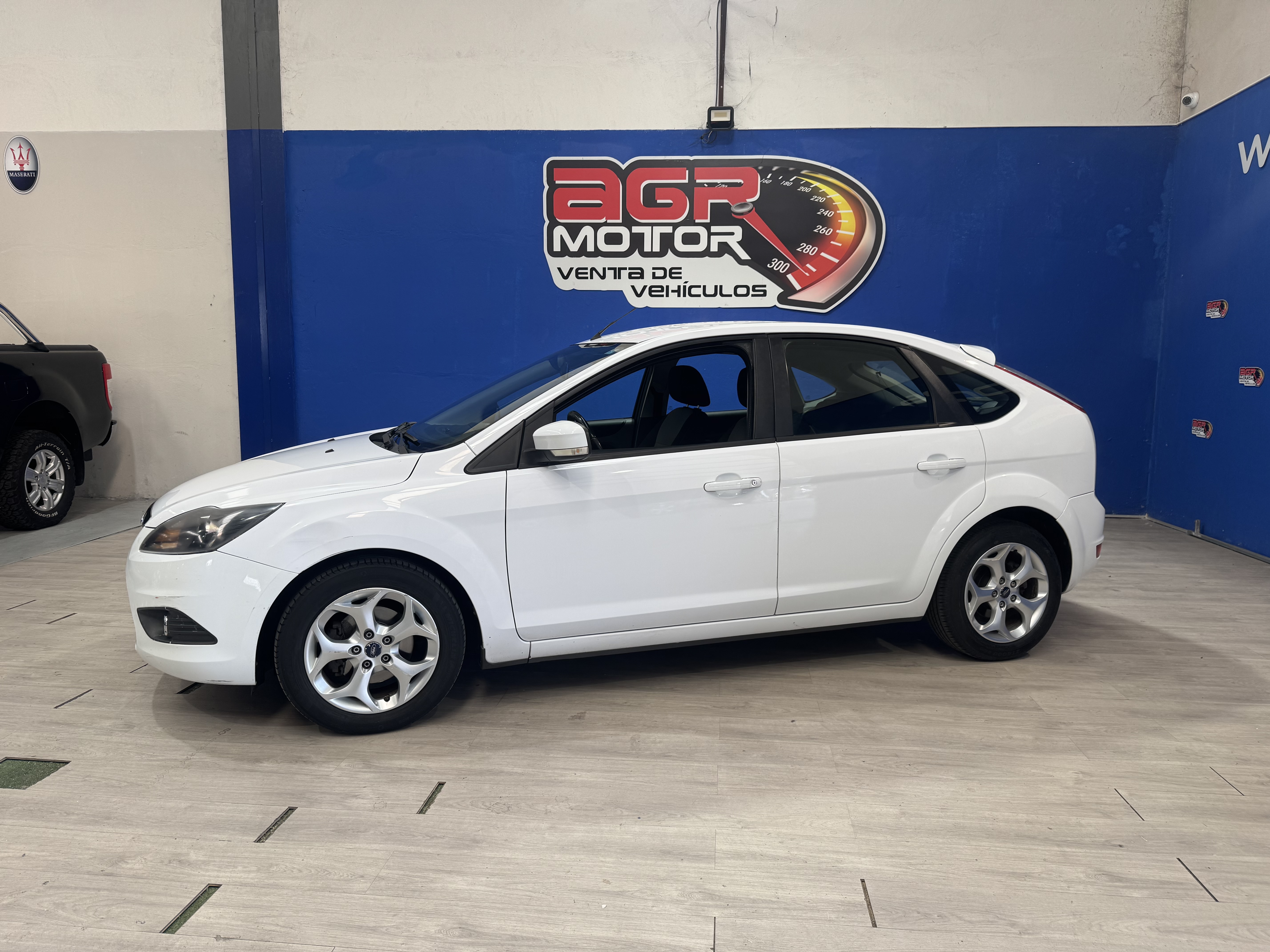 FORD Focus 1.6 i Aut