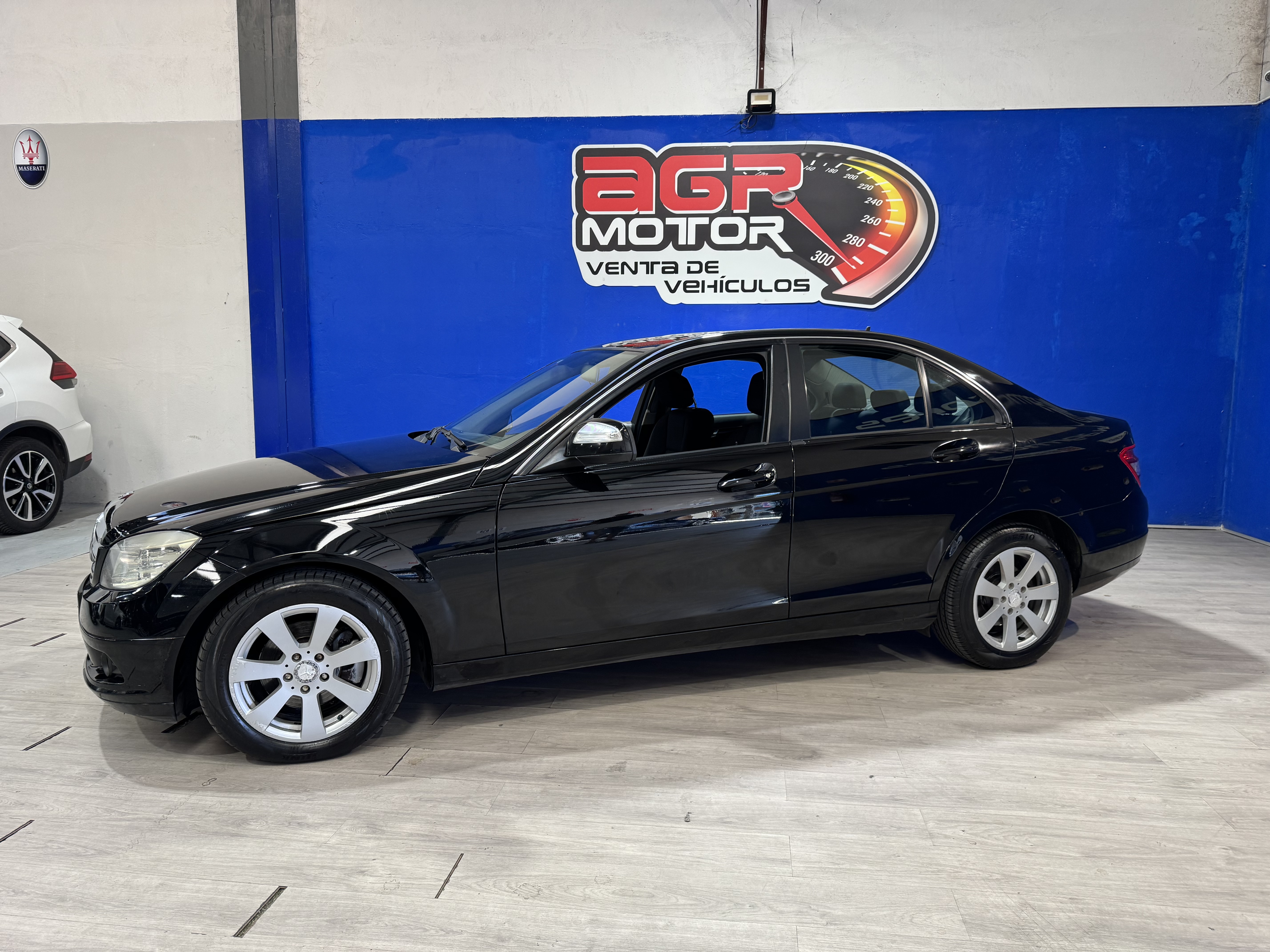 MERCEDES-BENZ C 220 cdi