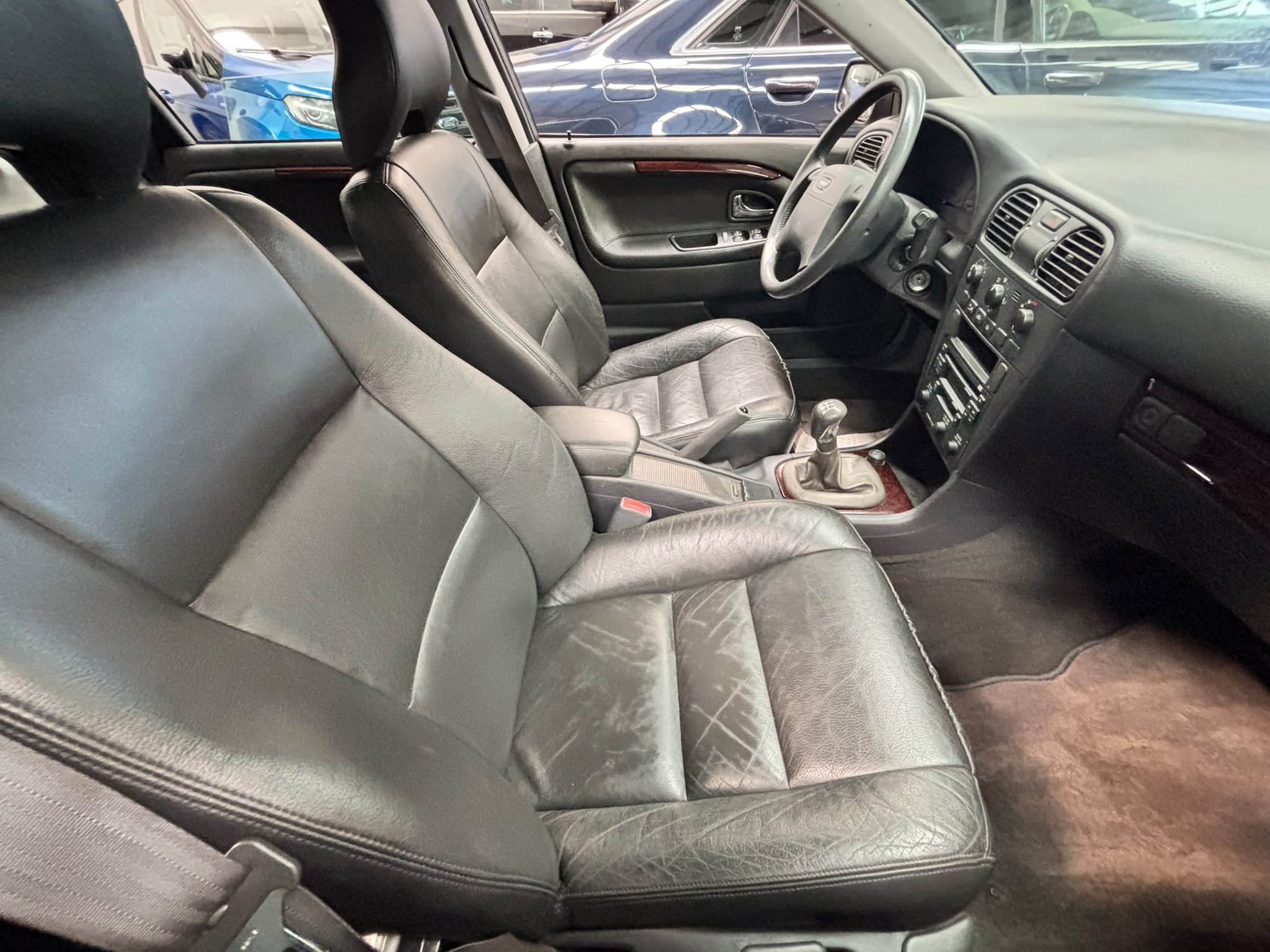 VOLVO V40 2.0 T