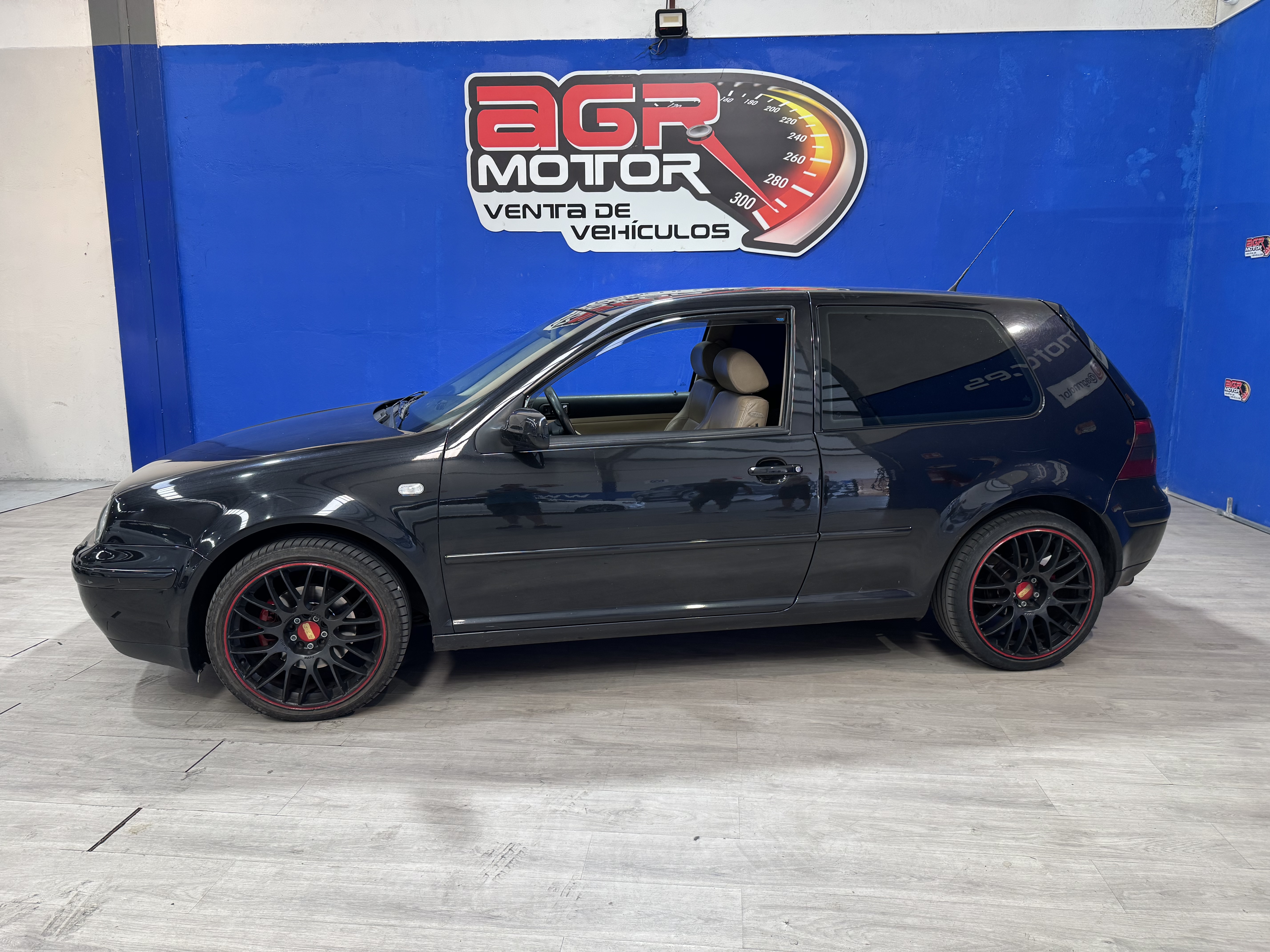 VOLKSWAGEN Golf 1.9 tdi