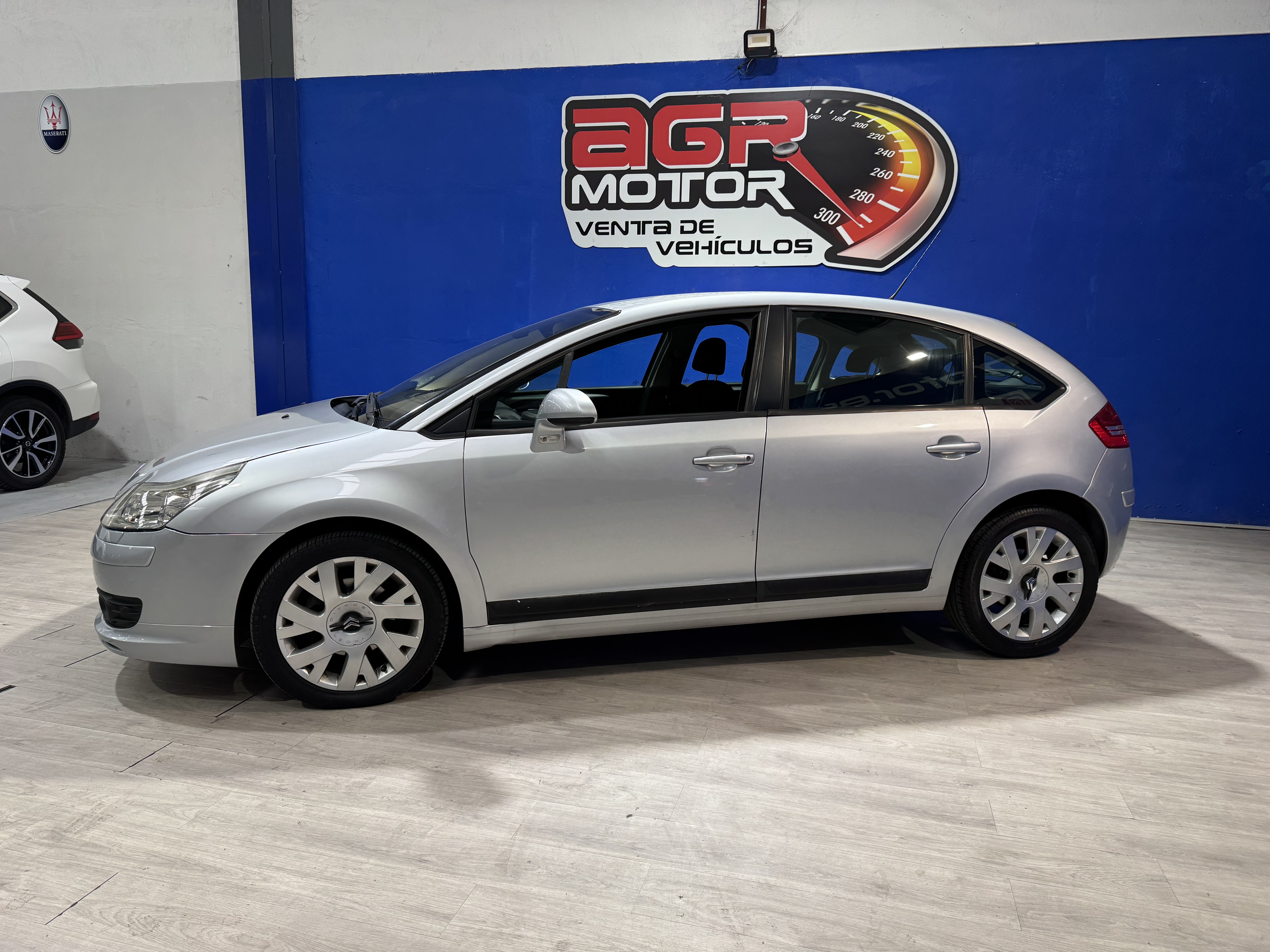 CITROEN C4 1.6 i AUT