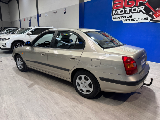 HYUNDAI Elantra 1.6 i 