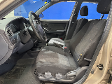 HYUNDAI Elantra 1.6 i 